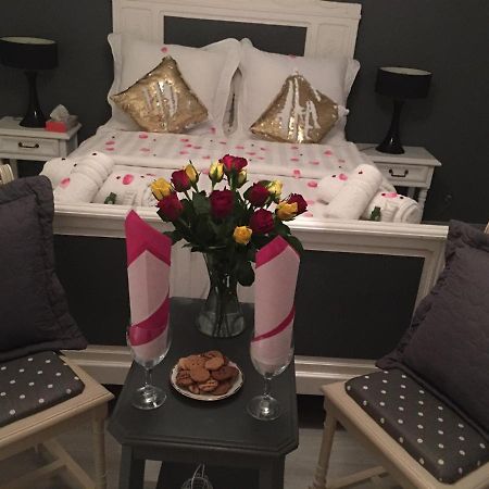 Bienvenue Chez Zina Hotell Vesoul Exteriör bild