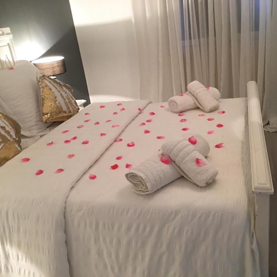Bienvenue Chez Zina Hotell Vesoul Exteriör bild