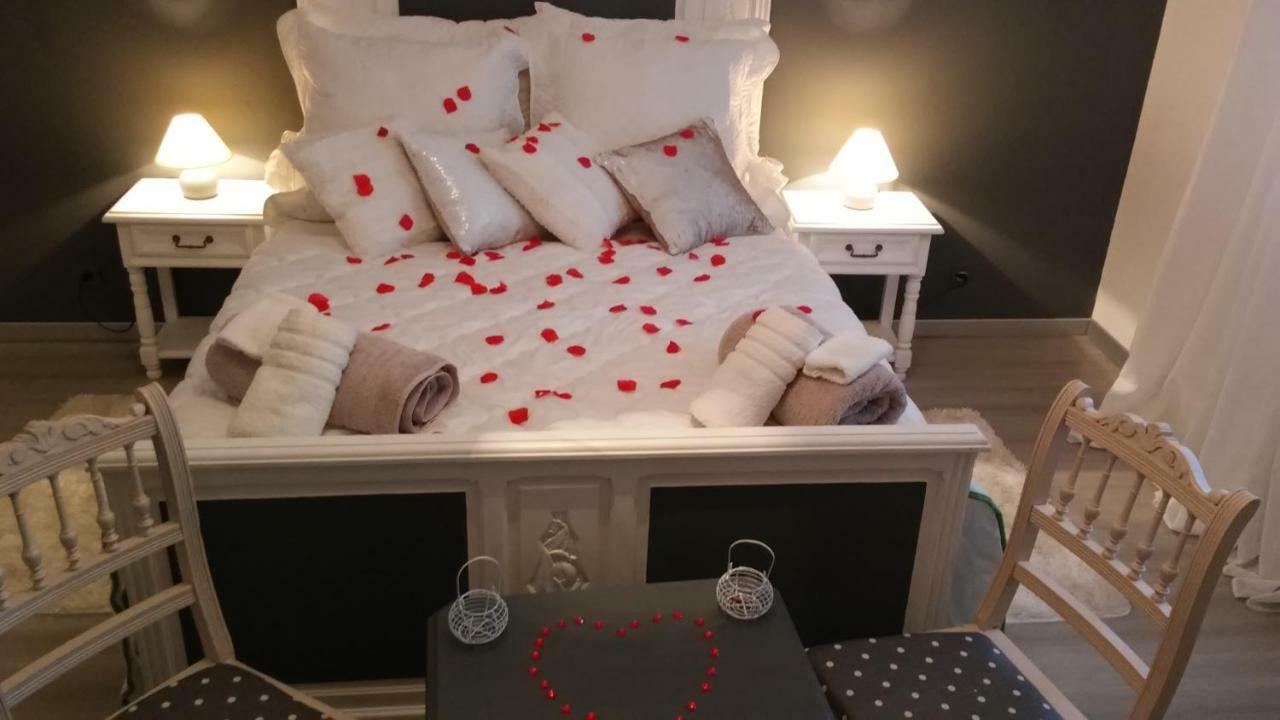 Bienvenue Chez Zina Hotell Vesoul Exteriör bild