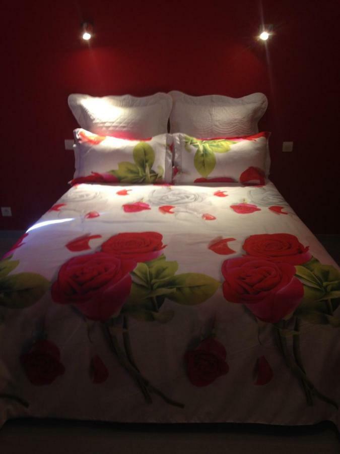 Bienvenue Chez Zina Hotell Vesoul Exteriör bild